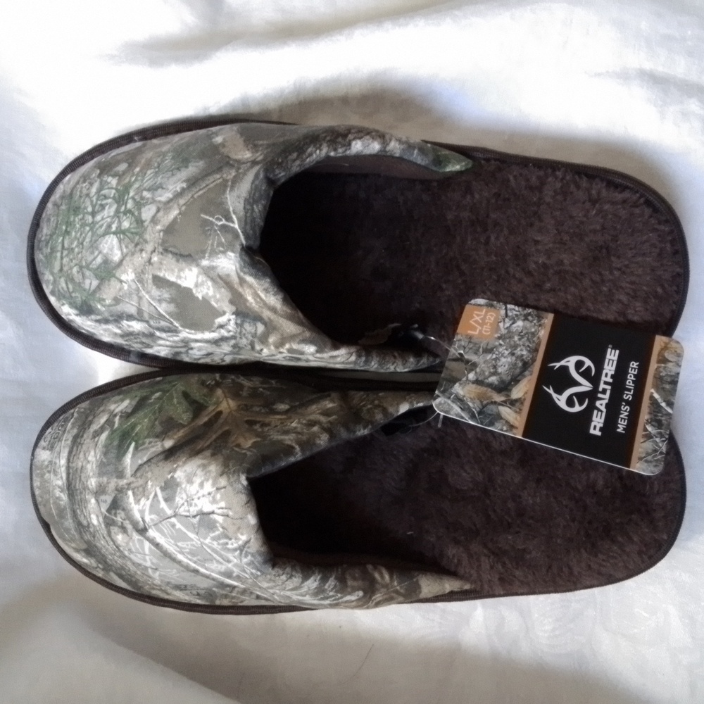 NEW Realtree Slippers~Men's~Camo~11/12~L/XL
